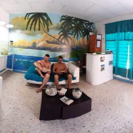 Hostal Aquarium Cartagena Exteriör bild